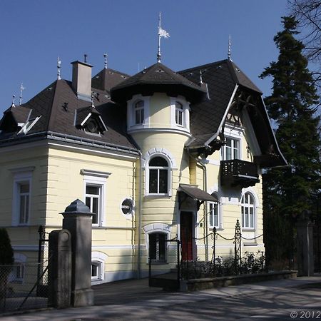 Villa Nova - Hotel Garni Waidhofen an der Ybbs Bagian luar foto