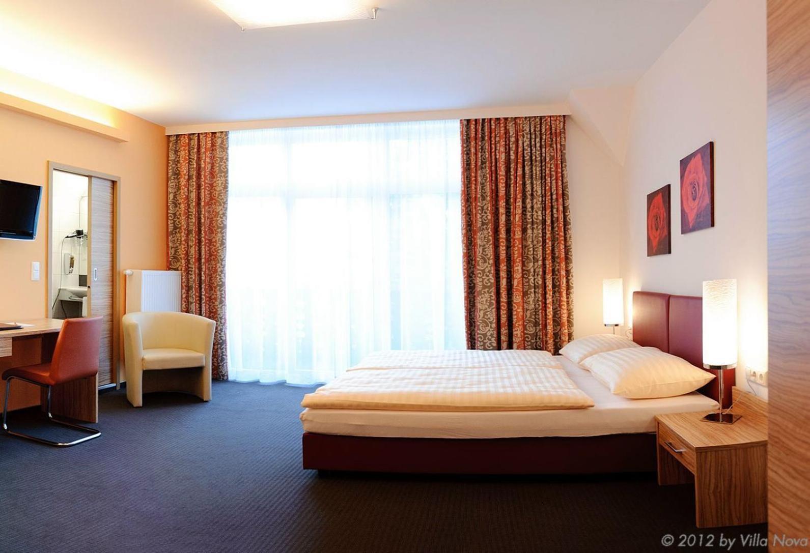 Villa Nova - Hotel Garni Waidhofen an der Ybbs Bagian luar foto